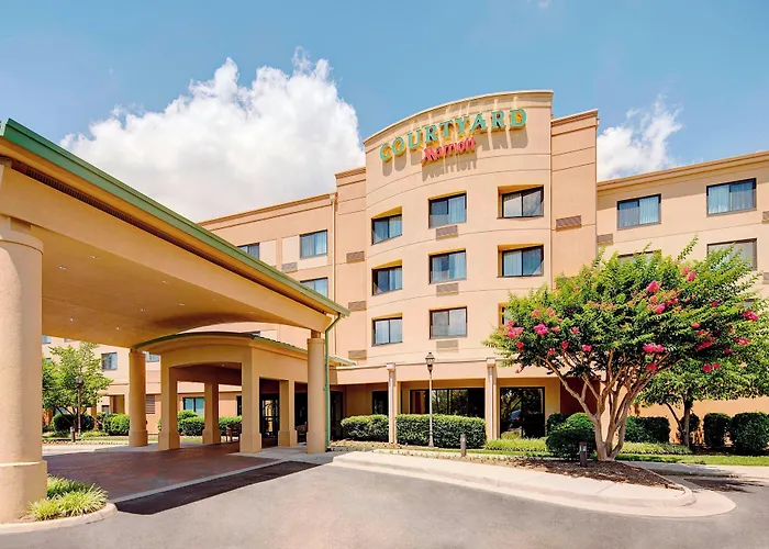 Courtyard By Marriott Roanoke Airport